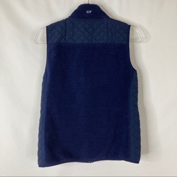 3/$30 Vineyard Vines | Navy Quilted Fleece Full Zip Vest XS - Picture 7 of 8